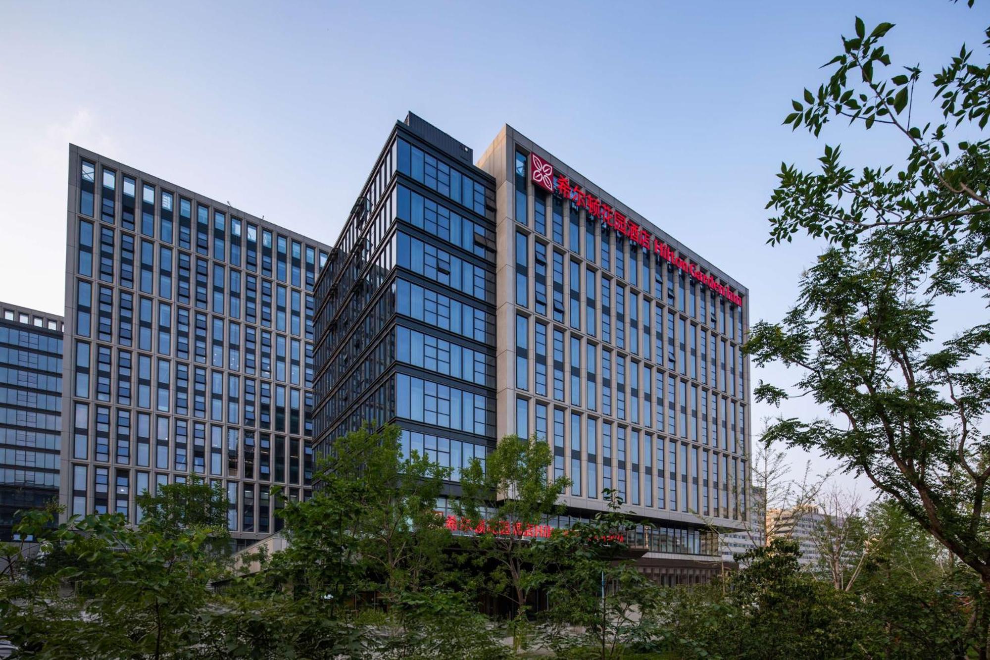 Hilton Garden Huaxiang Tiantan Hospital Hotel